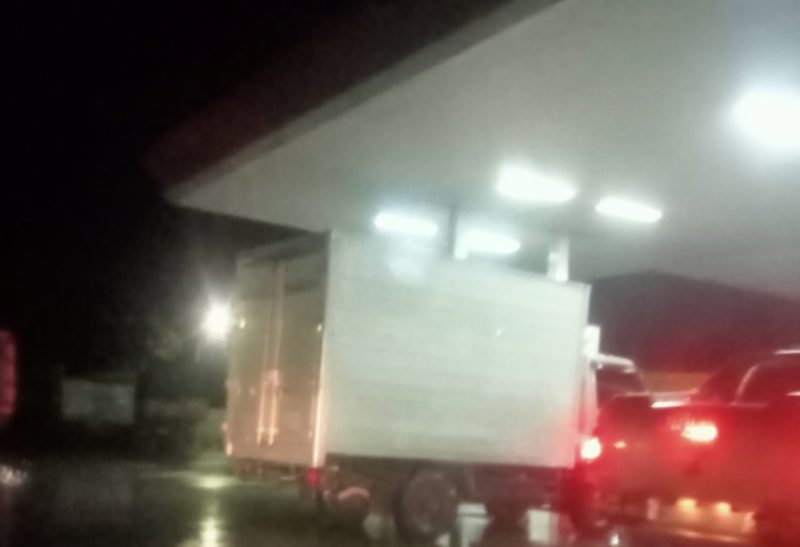 Lapor Danki Ada Kendaraan Isuzu Truck Box Putih Modifikasi  Milik Oknum HR  Kerap Ngecor Solar di  Sejumlah SPBU di Natar 