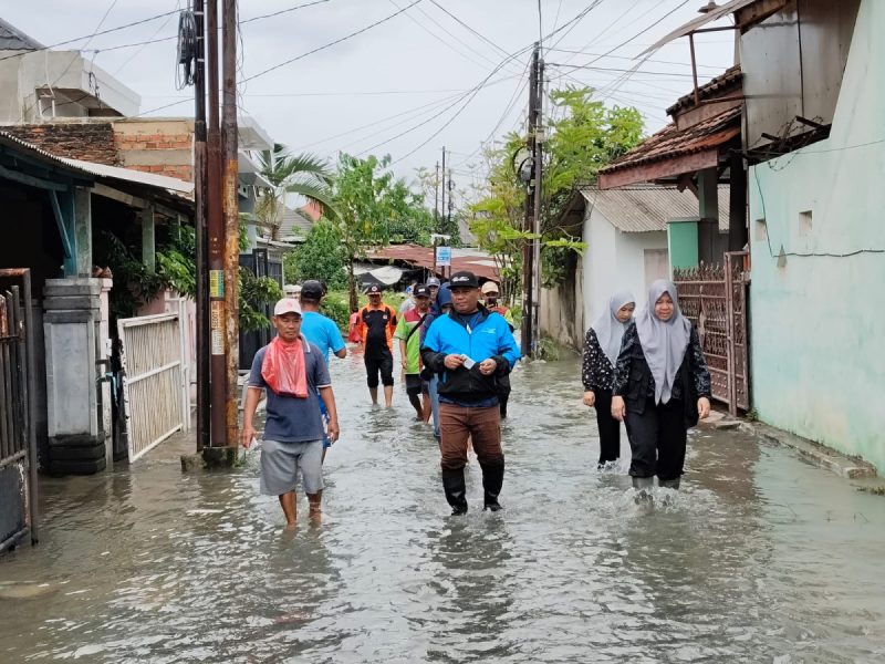 Pemkot Bandar Lampung Terus Bergerak Melalui Dinas PU ke-Seluruh Titik Banjir 