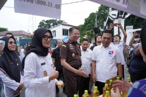 Wakil Gubernur Lampung Hadiri Pasar Murah yang di Gelar Kejati Lampung 