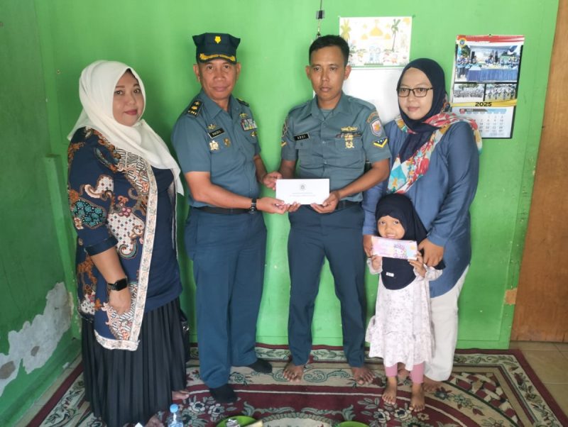 Jelang HUT ke-60, Danlanal Lampung Gelar Anjangsana ke Sesepuh dan Keluarga Prajurit