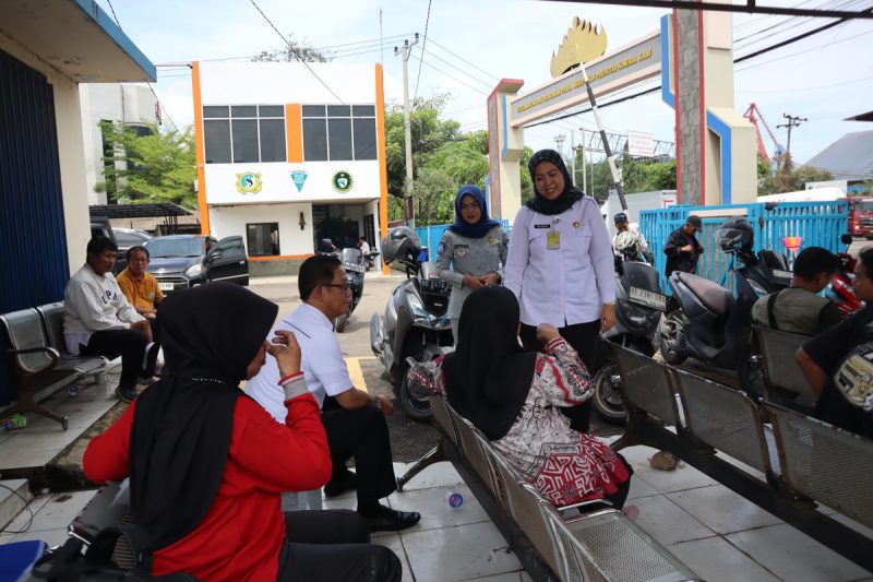 Pastikan Pelayanan Maksimal, Slamet Riadi Kunjungi Samsat Kontainer Kantor KSOP Kelas I Panjang