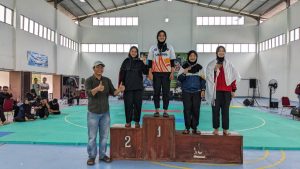 Mahasiswi Fakultas Hukum Saburai Raih Juara 2 Pencak Silat di Porprov 2025, Rektor: Ini Prestasi yang Membanggakan