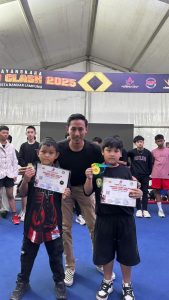 Flobamora Boxing Club Borong Juara di Bhayangkara Boxing Clash 2025, Destra Yudha: Coach Renol Luar Biasa, Anak-anak Cepat Berkembang